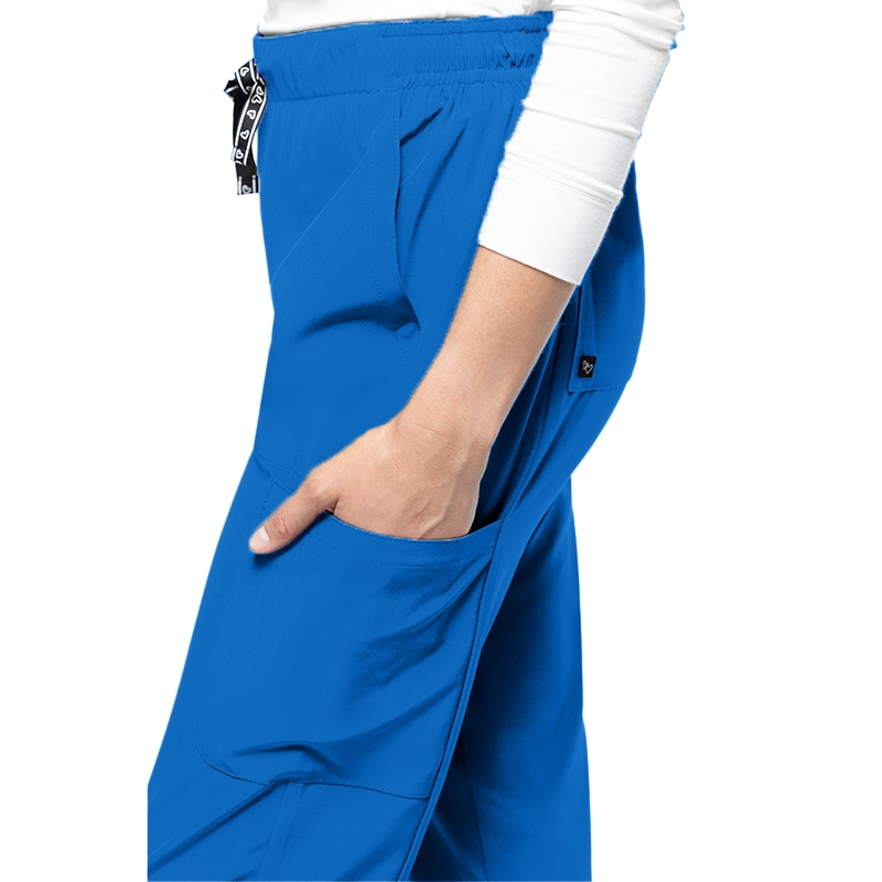 Pantalón clínico recto azul rey de Tasha & Me para mujer.